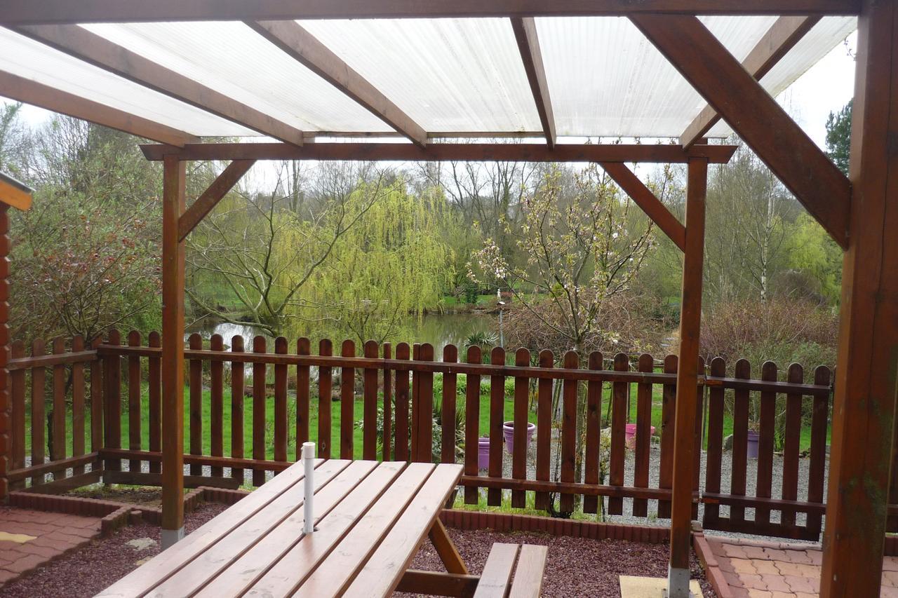 Mobile Home Le Clos De See Cherence-le-Roussel Exterior photo